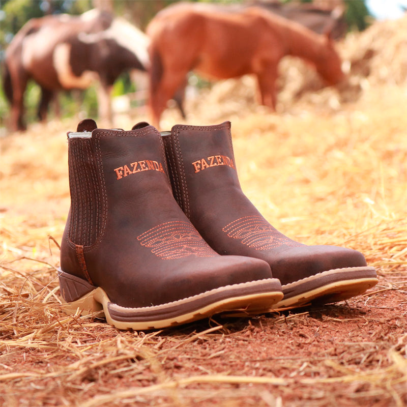 Kit Bota Fazenda em Couro Bovino Legítimo +3BRINDES: Boné, Bainha e Faca