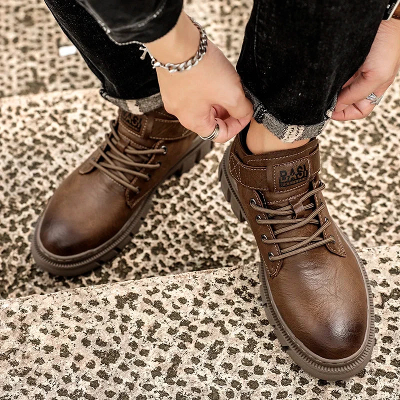 Bota Masculina Vanguard em Couro 100% Legítimo +BRINDES: Cinto de Couro, Carteira e Relógio